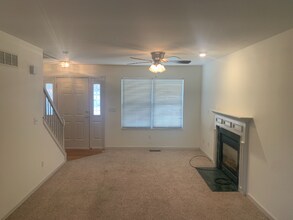 55 Monterey Cypress Dr in Lake St. Louis, MO - Building Photo - Building Photo