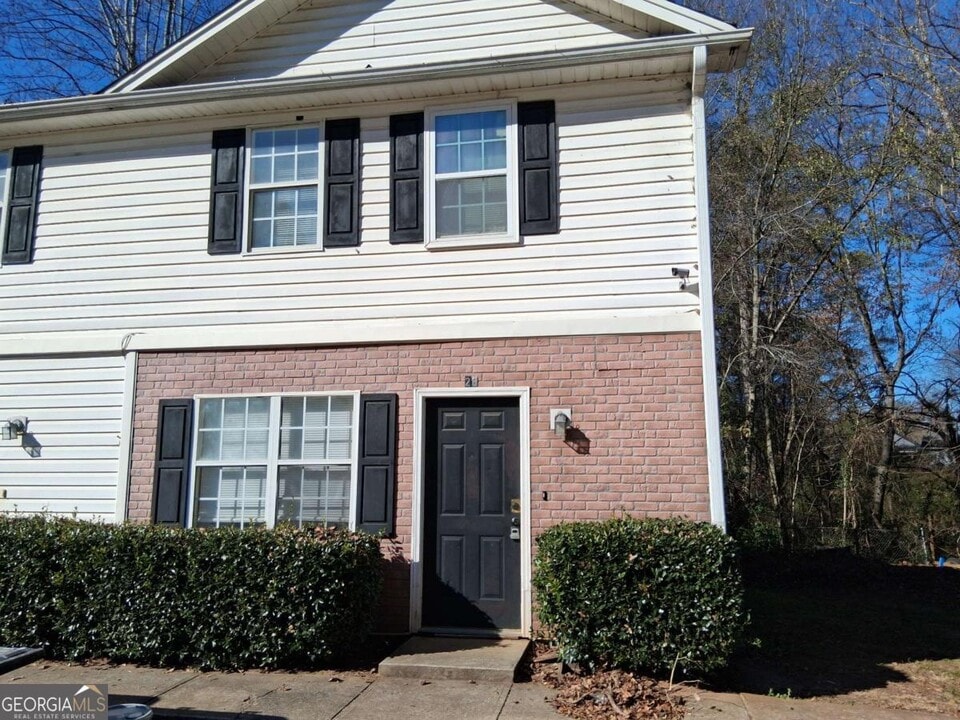 209 E Wilson St in Villa Rica, GA - Building Photo