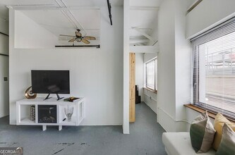 120 Ralph McGill Blvd NE in Atlanta, GA - Foto de edificio - Building Photo