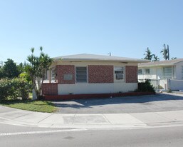 10 SW 30th Ct in Miami, FL - Building Photo