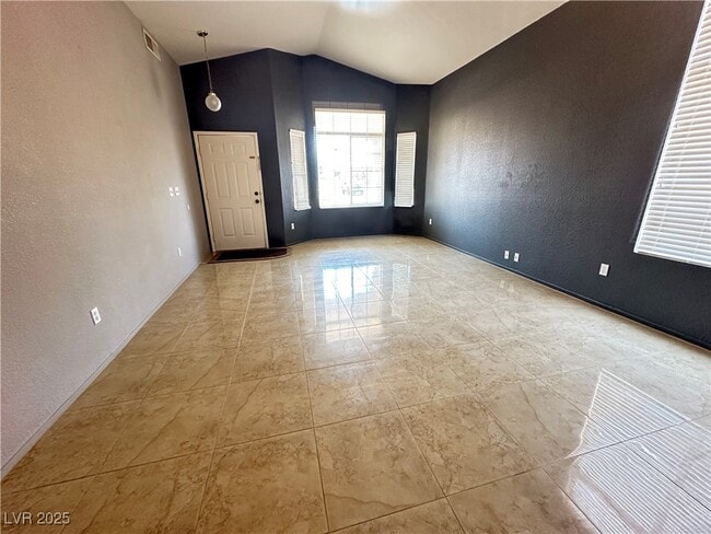 9522 Lavarun Ct in Las Vegas, NV - Building Photo - Building Photo