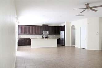 1016 Fountain Coin Loop in Orlando, FL - Building Photo - Building Photo