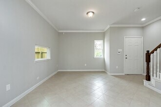 1043 Marcolin in Houston, TX - Building Photo - Building Photo