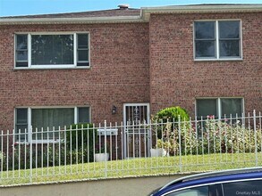 152 Florence St in Yonkers, NY - Foto de edificio - Building Photo