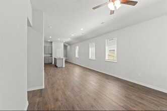 9909 Dynamic Dr in Fort Worth, TX - Building Photo - Building Photo