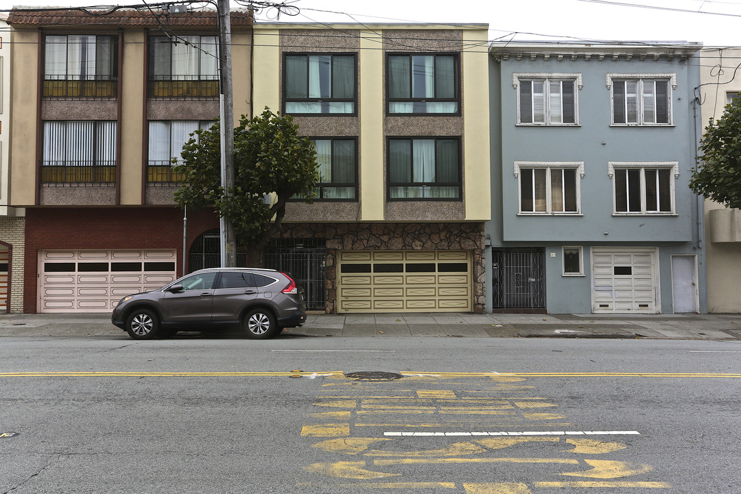 5027 California St in San Francisco, CA - Building Photo