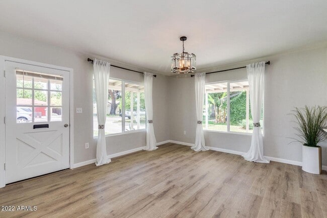 property at 2030 N 38th Pl