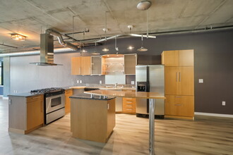1401 Wewatta St in Denver, CO - Building Photo - Building Photo