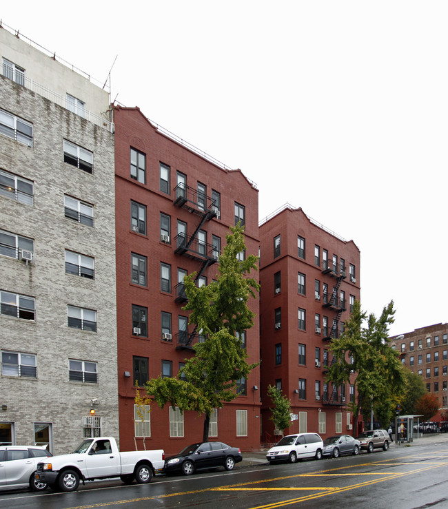 737-739 Southern Blvd in Bronx, NY - Building Photo - Building Photo