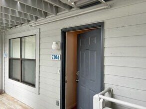 137 Cordillo Pkwy in Hilton Head Island, SC - Building Photo - Building Photo