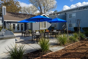 The Easton in Rocklin, CA - Building Photo