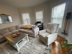 11 Monks St, Unit 1 in Boston, MA - Building Photo - Building Photo