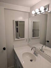 626 N Cahuenga Blvd, Unit 1BR ADU Studio in Los Angeles, CA - Foto de edificio - Building Photo