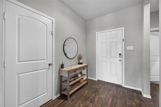 23607 Harrow Fld Ln in Spring, TX - Foto de edificio - Building Photo
