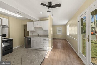 326 E Rambo St in Bridgeport, PA - Building Photo - Building Photo