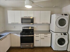 802 W Turney Ave in Phoenix, AZ - Building Photo - Building Photo