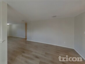 1317 Gayle St in Burleson, TX - Building Photo - Building Photo