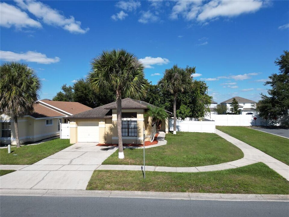 2659 Walden Ct in Kissimmee, FL - Building Photo