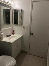 11525 NW 10th St in Pembroke Pines, FL - Building Photo - Building Photo