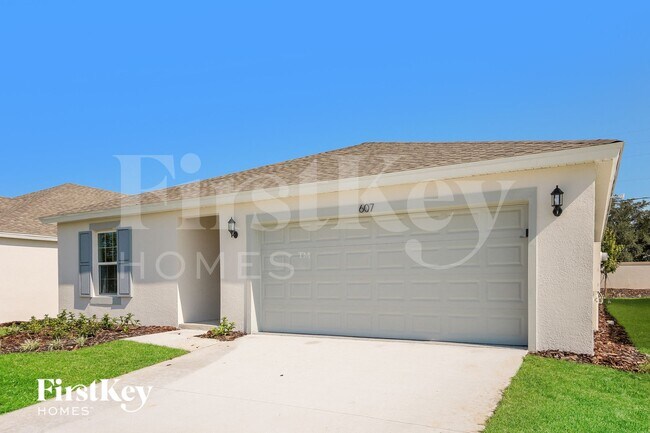607 Lindbergh Wy in Davenport, FL - Building Photo - Building Photo