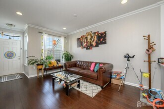 47 Nelson Dr in Cranbury, NJ - Building Photo - Building Photo