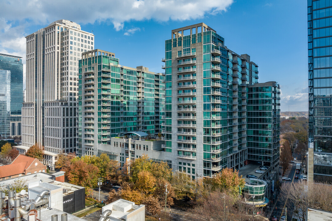 Metropolis in Atlanta, GA - Building Photo