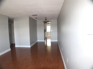 5060 76th Ave N in Pinellas Park, FL - Building Photo - Building Photo