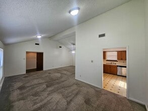 109 Franklin St in New Llano, LA - Building Photo - Building Photo