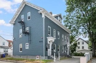 10-12 Evaleen Street, Unit 10 Evaleen 3F in Central Falls, RI - Building Photo