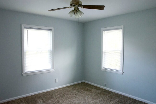 1242 Genesee Ave in Mayfield Heights, OH - Building Photo - Building Photo