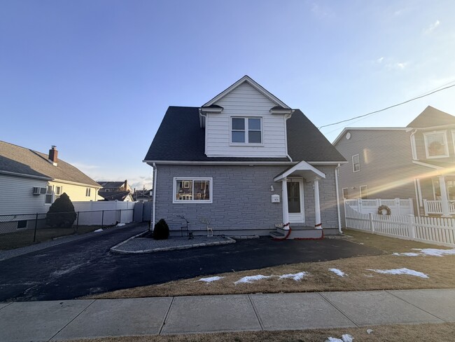 1924 Commonwealth Ave, Unit 2nd Fl