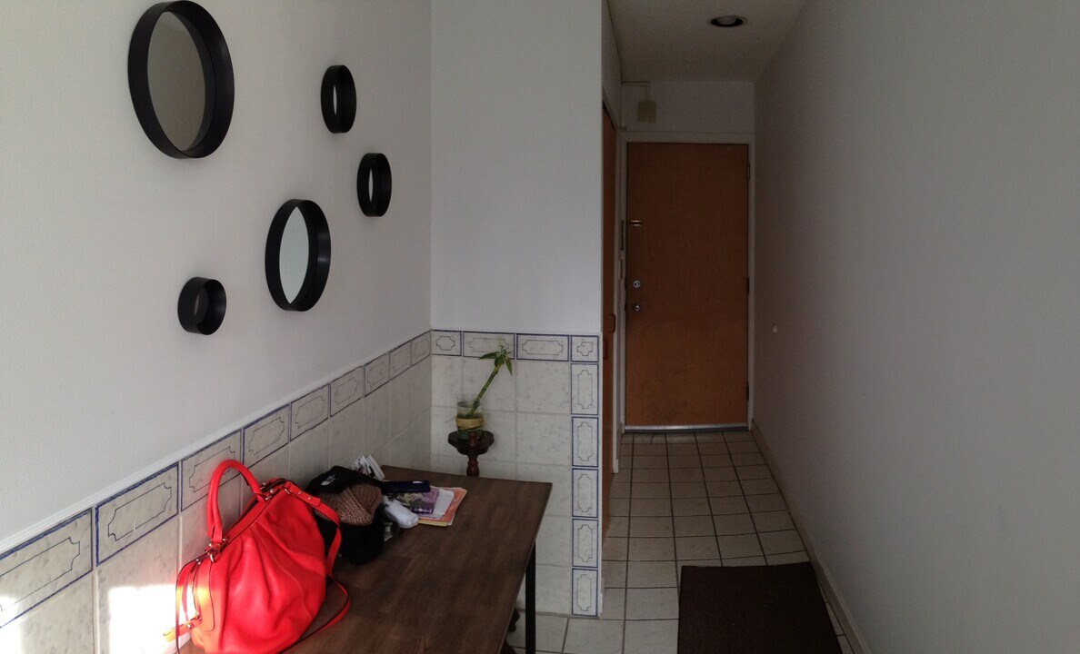2338 Perot St, Unit 4 in Philadelphia, PA - Building Photo