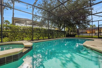 4060 Oak Tree Dr in Davenport, FL - Building Photo - Building Photo