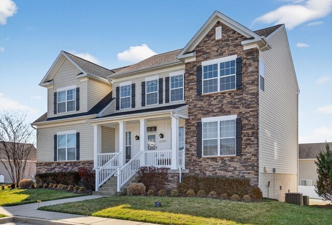 property at 41309 Chestnut Hill St