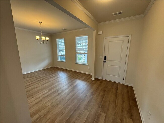 1129 Georgian Point Dr in Lawrenceville, GA - Building Photo - Building Photo