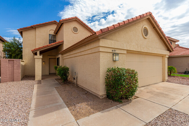 4171 E Cholla Canyon Dr in Phoenix, AZ - Foto de edificio - Building Photo