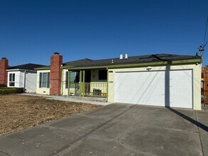 4812 Driftwood Dr in Fremont, CA - Building Photo - Building Photo