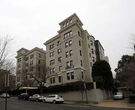 2230 California St NW in Washington, DC - Foto de edificio - Building Photo