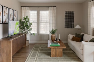 Livano Oakwood in Oakwood, GA - Building Photo - Building Photo