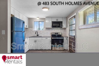 483 S Holmes Ave in Kirkwood, MO - Building Photo - Building Photo