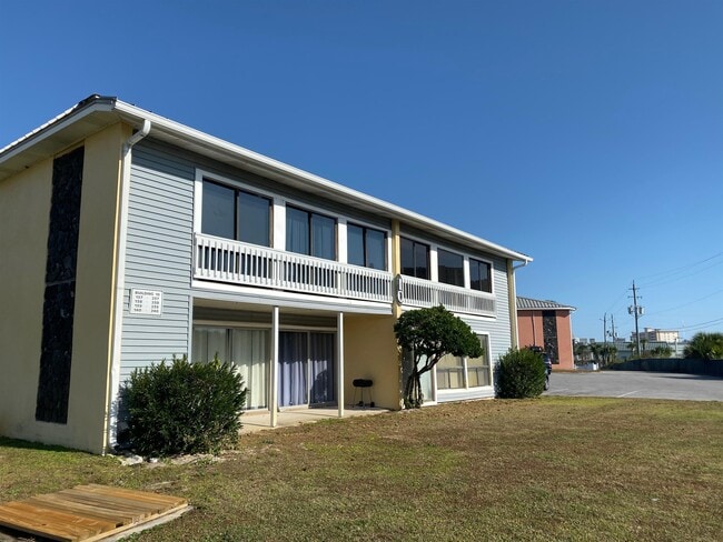 property at 4000 Gulf Terrace Dr