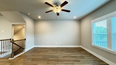 373 Lincoln St in Woodstock, GA - Building Photo - Building Photo