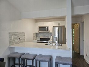 6409 Burns St in Austin, TX - Building Photo - Building Photo