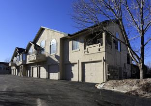 Saddle Ridge in Englewood, CO - Building Photo - Building Photo