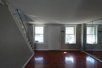 7268 Leonard St in Philadelphia, PA - Building Photo - Building Photo