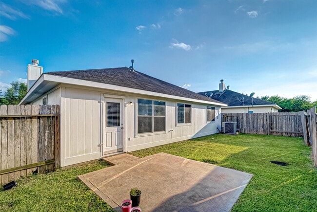 17038 Midnight Sun Ln