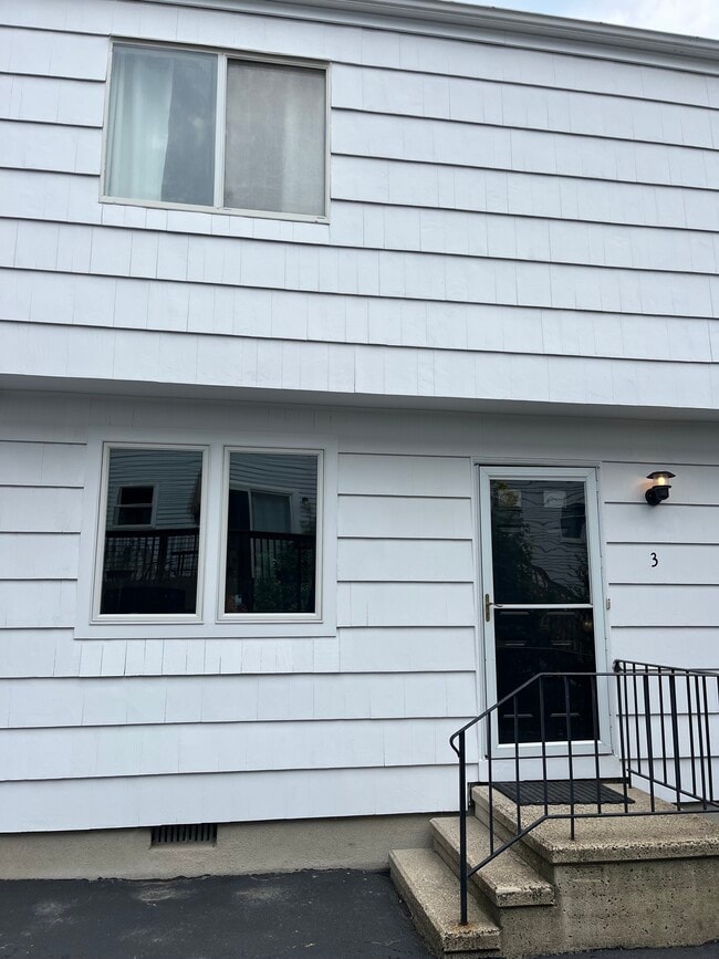 property at 426 Courtland Ave