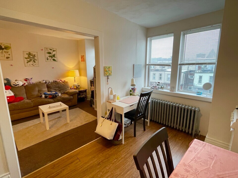 3604 Dawson St, Unit Apt. #4 in Pittsburgh, PA - Building Photo