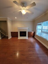 1521 Crescent Hills Dr in Tallahassee, FL - Foto de edificio - Building Photo