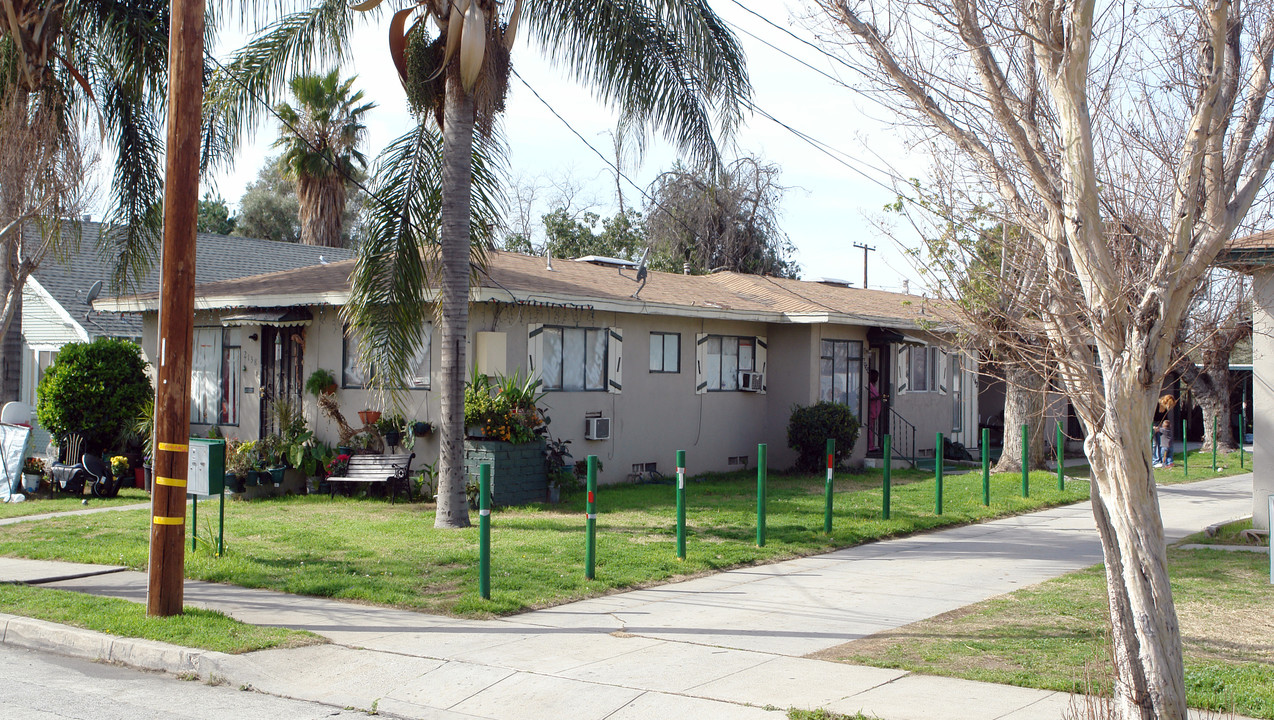 2138 Wall Ave in San Bernardino, CA - Building Photo